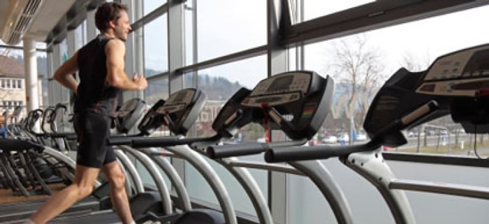 �����˶����Խ������ǶԸ�֬��ʳ��Ŀ�����