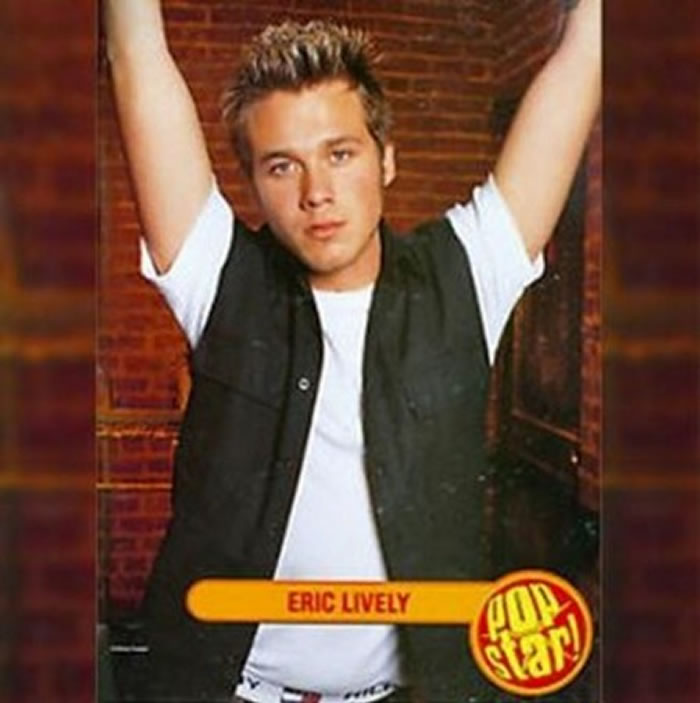 ������������ÿ���ʱ���������Ů�ǲ��ٿ�������Ϊ�������ɷ����̡�������ŵ˹�����ϣ���ܵܰ������������£�������Щ΢���ơ���ͼ�������Բ��ٿ�������Ͱ���������