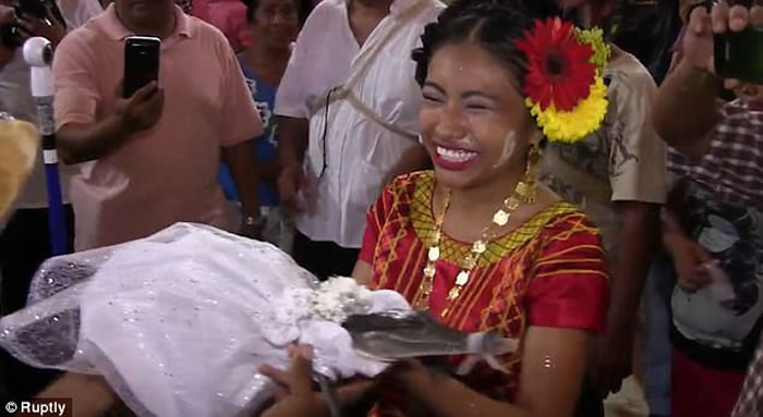 ī����ʥ��׿����÷·������ÿ�궼ҪȢһͷ������