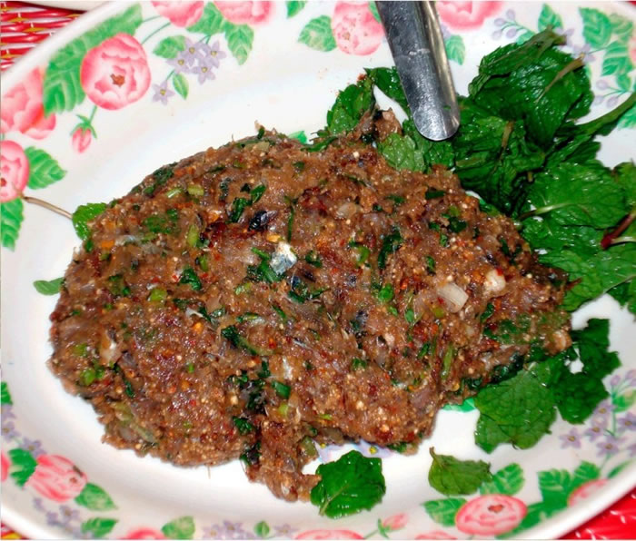 koi pla含大量寄生虫,致癌风险高。