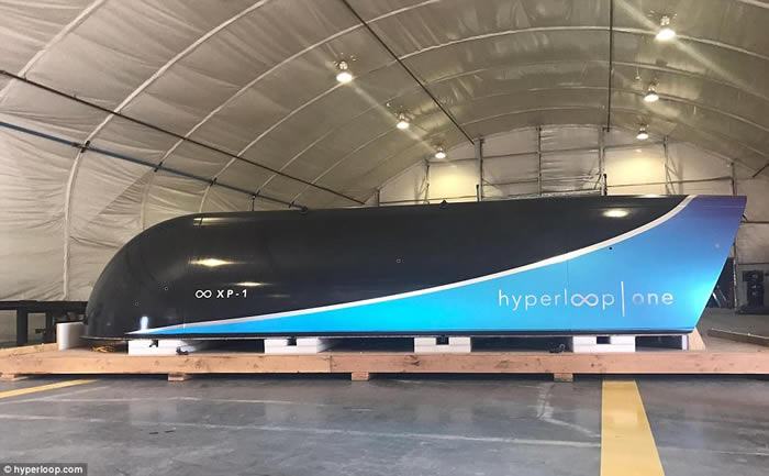 真空管道变“天空” 美国Hyperloop One的“超回路列车”(Hyperloop)测试成功