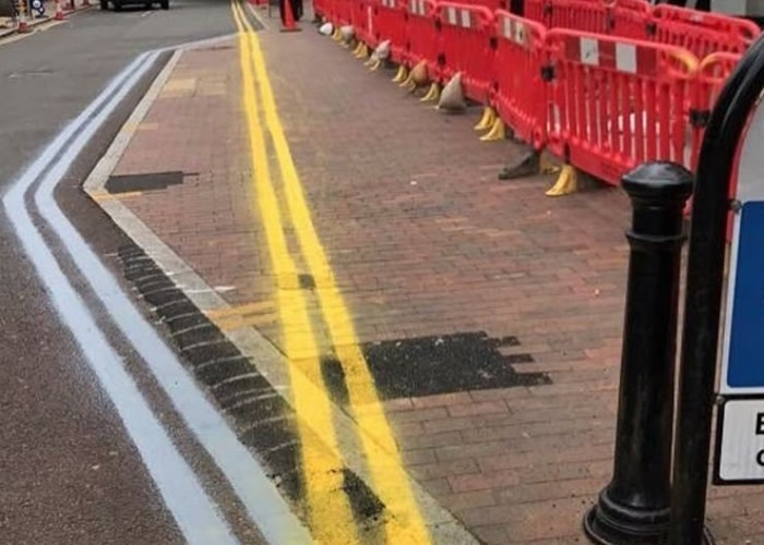 ����Ц�õ�˫���߾�������ת�䡱��