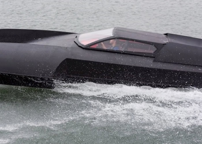 Ӣ����ͧ���칫˾Alpha Centauri�Ƴ�ˮ������ʽ��ͧ