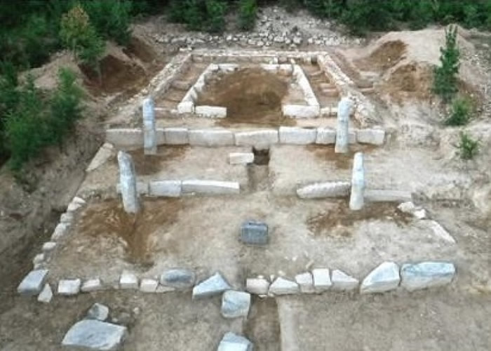 �������Ʒ��ָ������ڵĻ��ꡣ