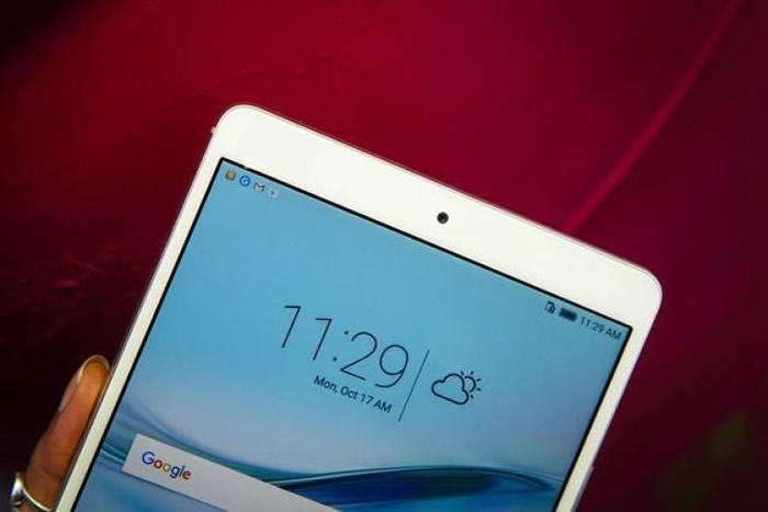 黑客或会在平板电脑的屏幕中加入晶片。(资料图片)