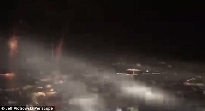 쫷��ά��½�������ݣ�׷������¥��ֱ�� ����ͻ�ж�