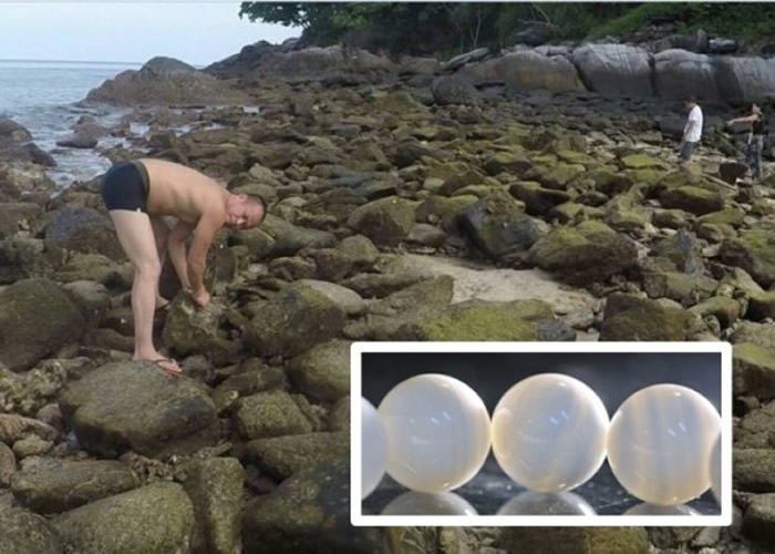 ��������ͼ�����С����ʥ�֮�Ƶ����ᣨСͼ����