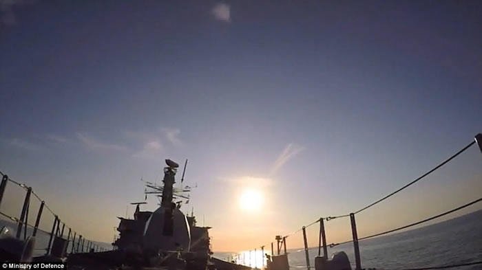 朝鲜试爆氢弹之际 英国皇家海军“海上拦截者”(Sea Ceptor)导弹防卫系统测试成功