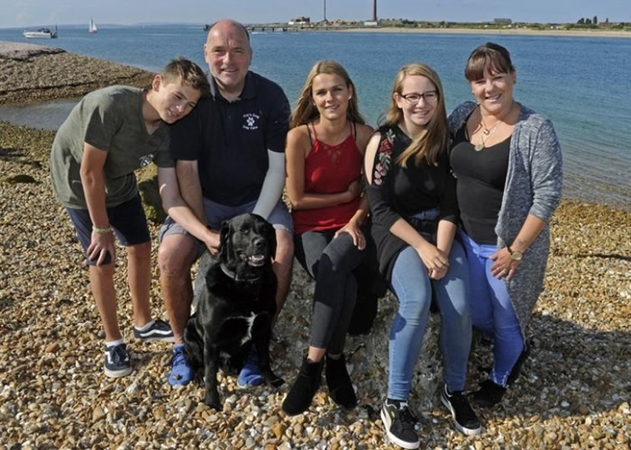 众人事后合照留念。