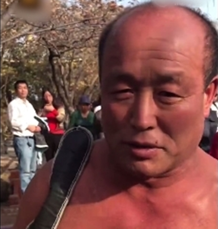 ����60��ĵһ�Ȼ�Ѽ����ˮ35�ꡣ