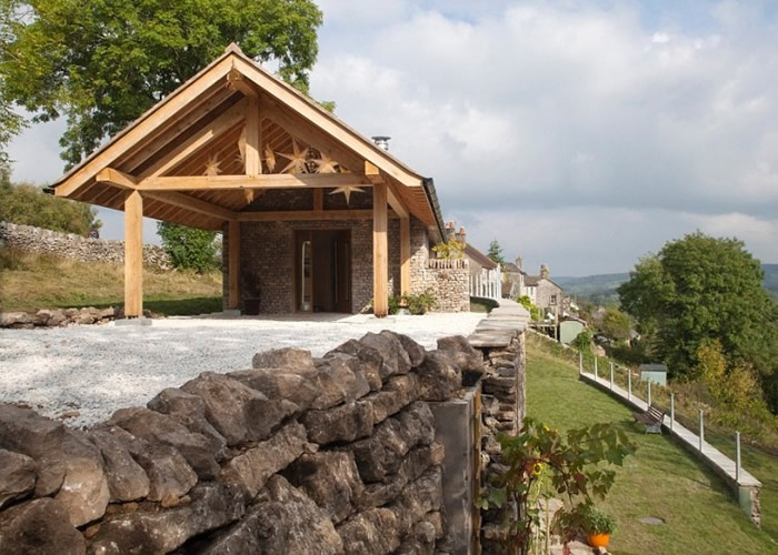 ���˵��¾ӻ���������