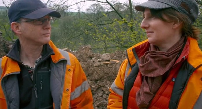 ���ˣ�����ɳ���ף��ң�Ϊ�¾ӷѾ���Ѫ��