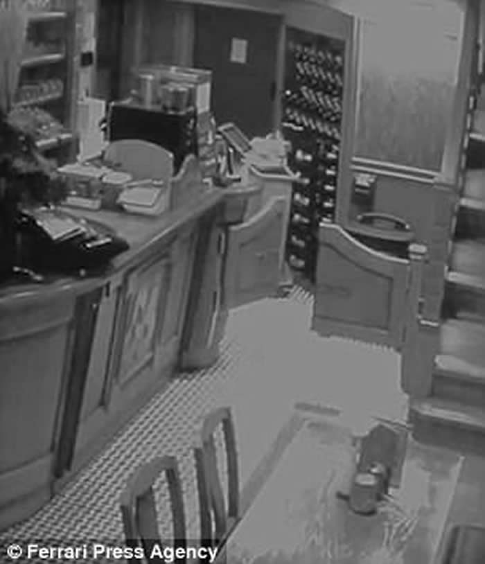 �����¼���Ӣ�����ز����ֹ��ưɼҾ������ƶ�