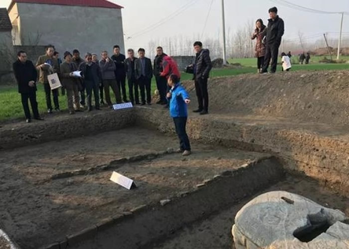 ר�����ֳ����졣