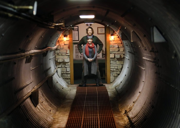 ������ɭ�����ţ����ؽѿ��Ź��οͲιۡ�