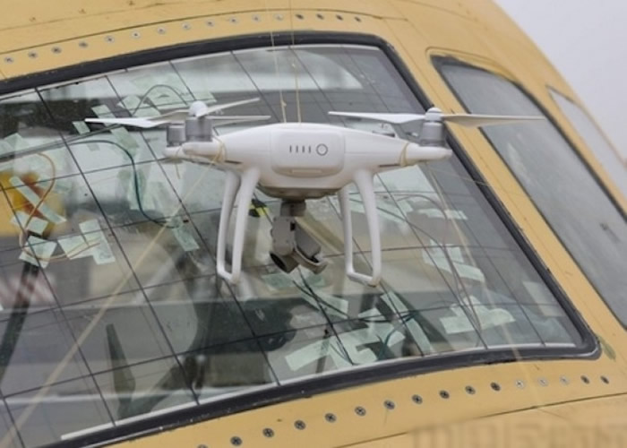 实验使用的是1.3公斤级的无人机。