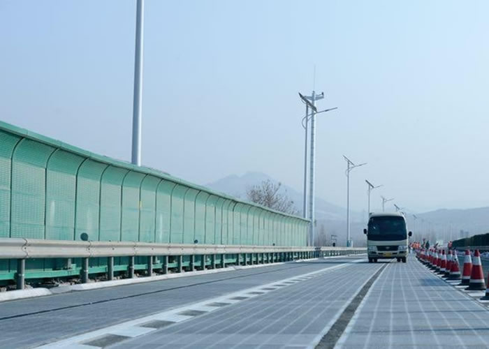 �߼�ʻ�߳�磡ȫ������̫���ܹ�·ɽ������ͨ��