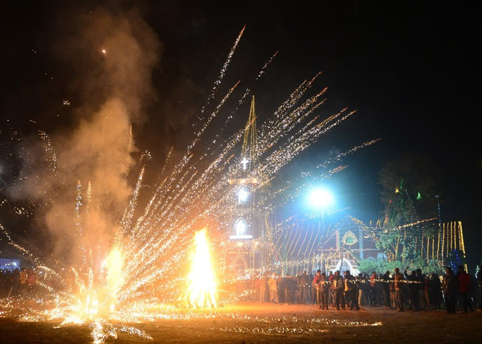 始于宋代 烟花响声点缀佳节