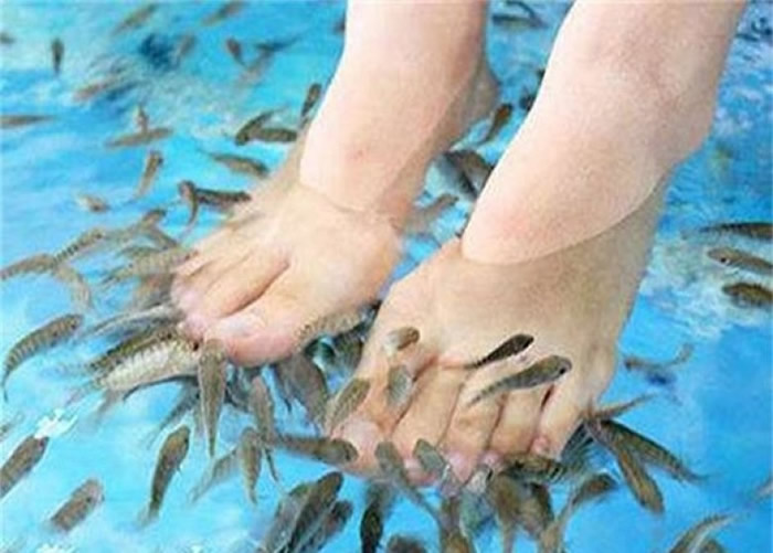 ��ǿ��Ů�ѵ���ԡ����������ԡʱ��ˮ����㾹���⡣������ͼƬ��