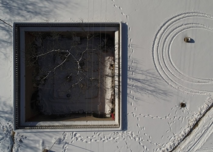 地窰利用了当地土层深厚、水位很低的有利条件构筑而成。