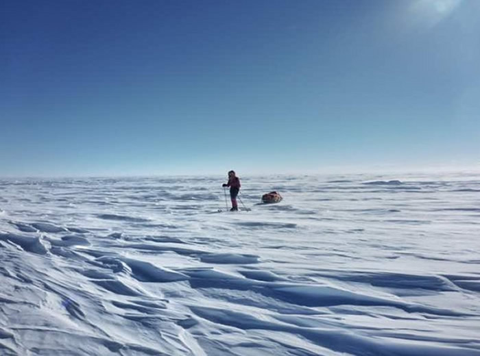 澳大利亚16岁少女Jade Hameister滑雪征服南极 打破多项世界纪录