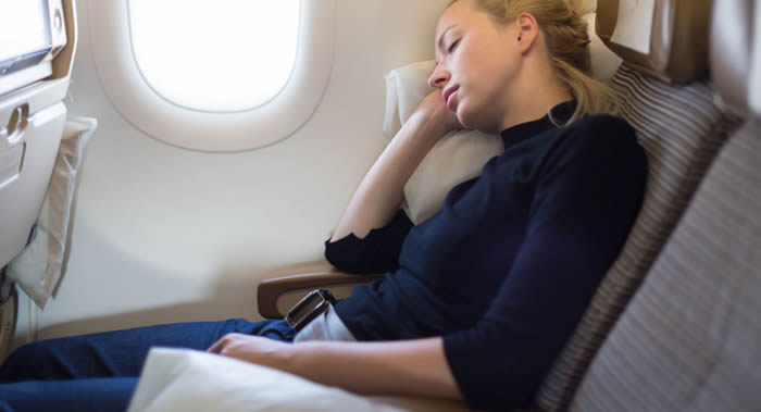 ҽѧԺо棺˿ڷɻʱ˯޷ֲ