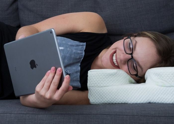 ˾ƳΪ۾رƵͷLaySee Pillow