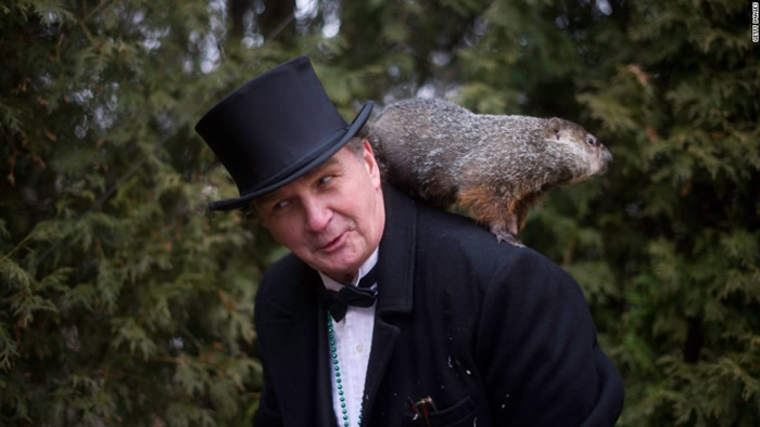 �������ݴ�ͳ��������ڡ��ǳ� ���ƶ�����������ʾ����Ҫ�ٵ�6��