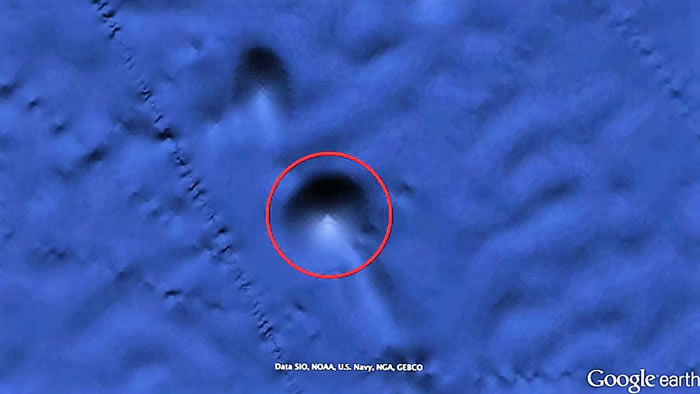 阿根廷研究者Marcelo Irazusta在墨西哥沿岸太平洋海底发现另一星球基地