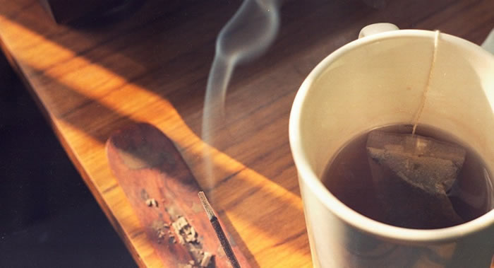 中国科学家发现吸烟喝酒时饮用热茶会提高罹患食道癌的风险