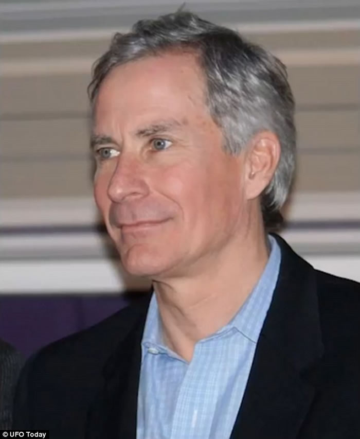 珠穆朗玛峰上空也曾现UFO踪影?