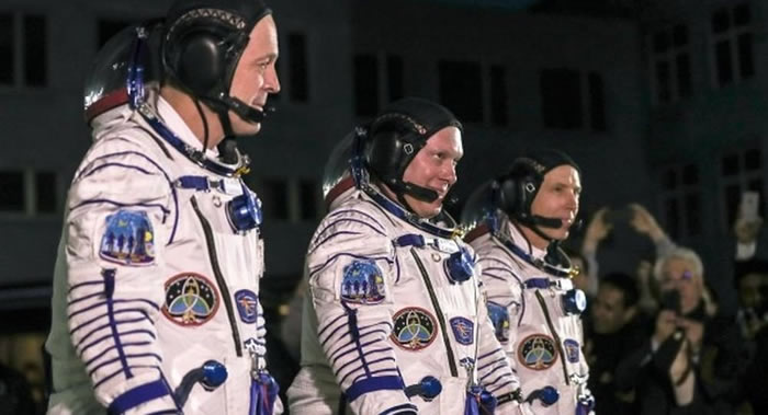 ������MS-08�����˷ɴ�Я���ʿռ�վ�³���Ӱݿ�Ŭ�����췢�䳡��������