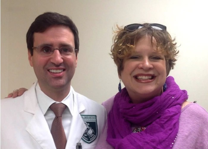 斯科特(右)现时已康复。