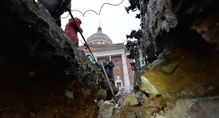 ����˹����ѧ����Ī˹�������ķ��ֹŴ�Ĺ��