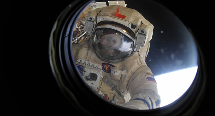 ����˹���Һ��켯�Ž����ÿ�ڿ������ڹ��ʿռ�վ��ͣ��ʱ���ӳ���200��