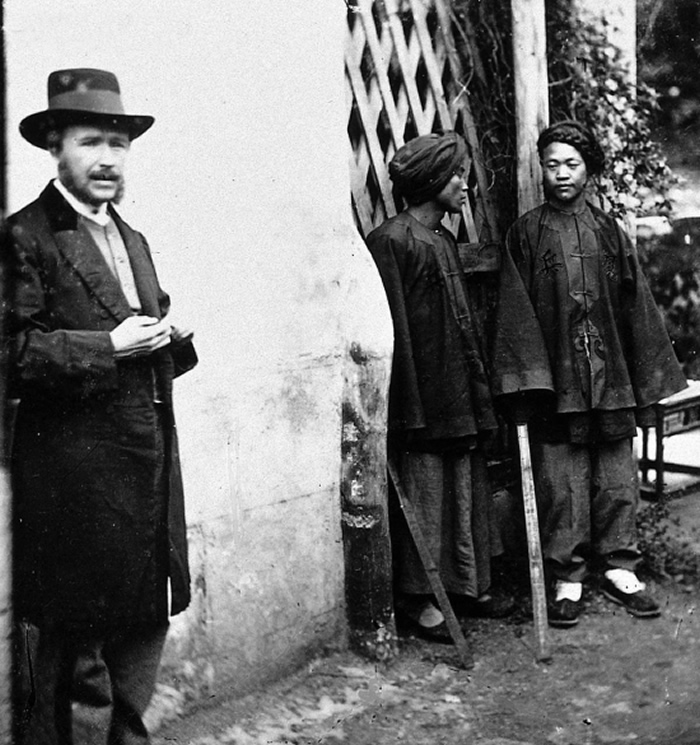 ��Լ������ķɭ���е��й������ޡ���Ӱչ��Ӣ��ά������Ů��������Ӱʦ������峯��Ů