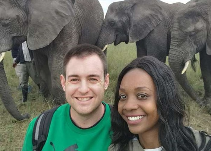 准新娘游津巴布韦遭鳄鱼袭击失去右臂 男友不离弃5日后医院完婚