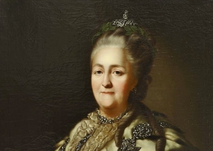 ����˹Ů��Ҷ�������ȶ�����Ϊ˯ʨ���ˡ�