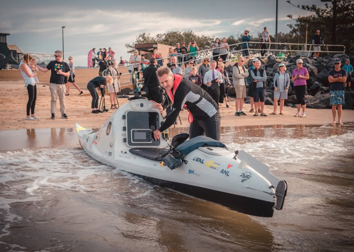 ����ɭ����ʱͬ����������ڻ��͡�