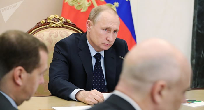 俄罗斯总统普京:俄航天集团应在太空探索领域取得突破性成果