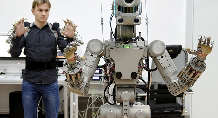 俄罗斯计划2019年利用“联盟”号无人飞船将2个“费奥多尔”人形机器人发往国际空间站