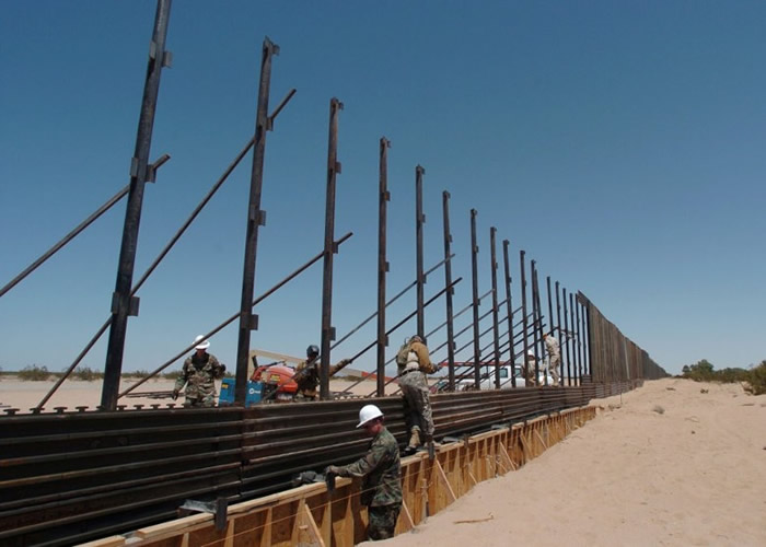 科学家批评兴建美墨围墙,将酿成生态灾难。