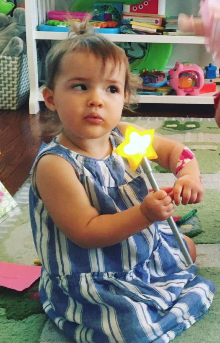 美国孩子在被罗马教皇亲吻后癌症病愈