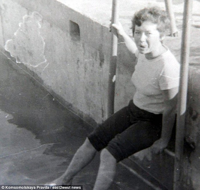 苏联女登山客Elena Basykina失踪31年后被找到 遇雪崩尸体冰封成“木乃伊”