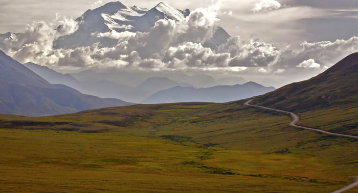 ��ѧ������������˹�ӷ��ָߴ�200�׵ĺ�Х�ۼ�