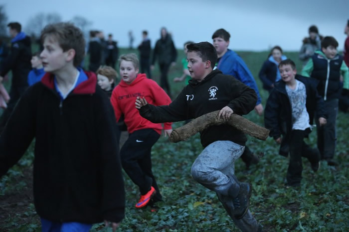 ��ͯ�����˶����������ŶӾ���