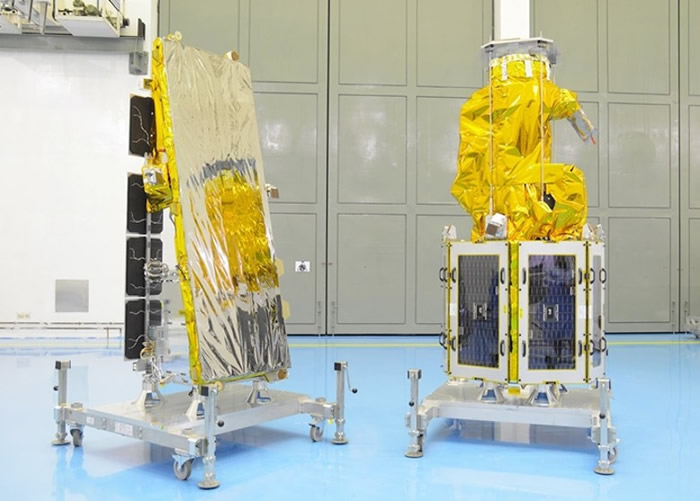 NovaSAR(左)与S1-4(右)。