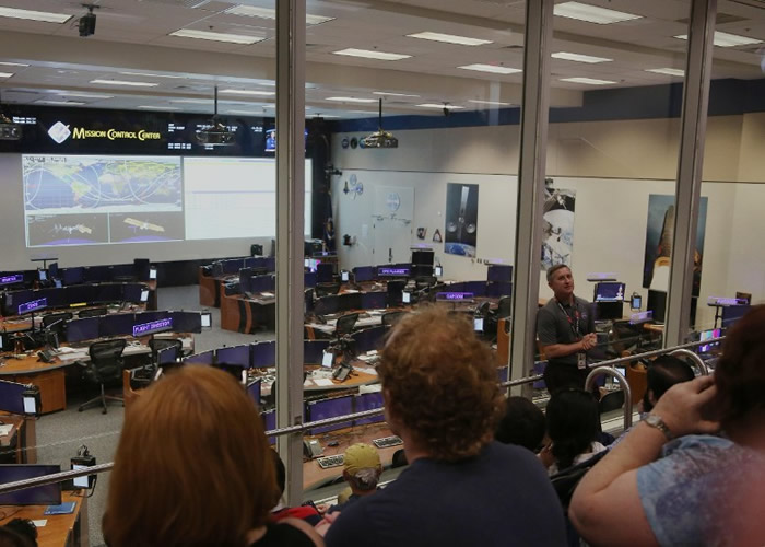 ���Ķ��⿪��һ������ָ�ӿ����ң�������Ա������������ѵ�������ԡ�