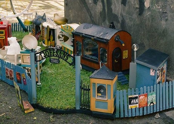 这个小小主题乐园,只有小精灵才可入内玩乐。