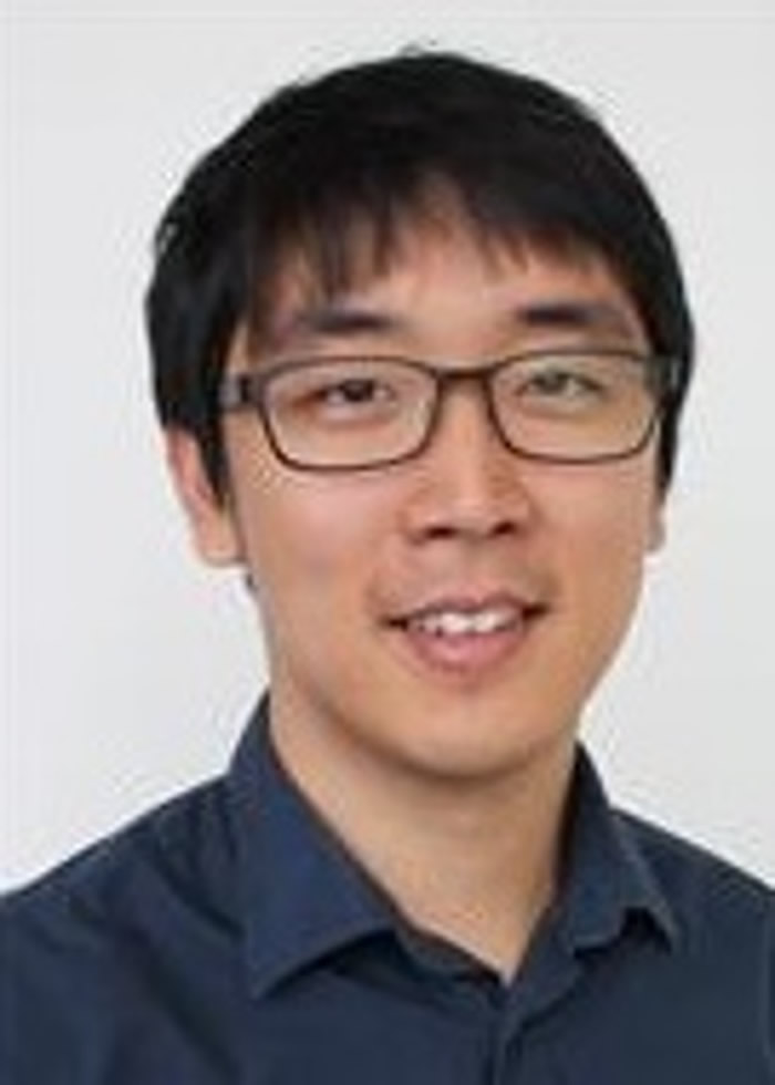 领导研究的孙宰豪。